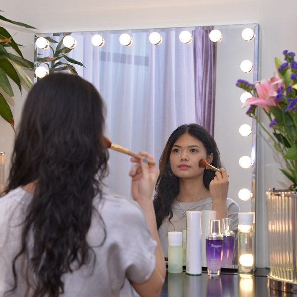 affordable vanity mirror with lights